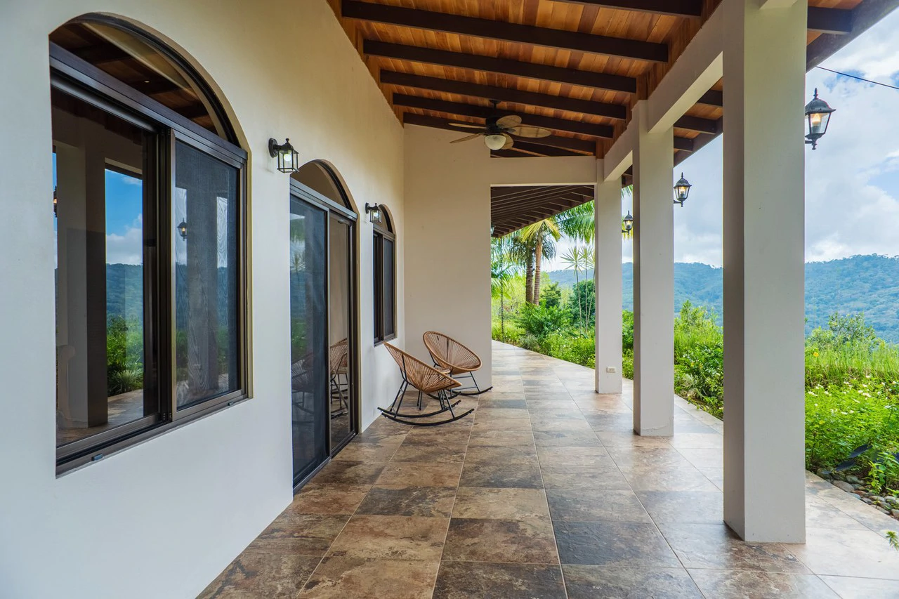 Sunset Ocean View Home on 2.6 Acres Platanillo - Gallery image 9