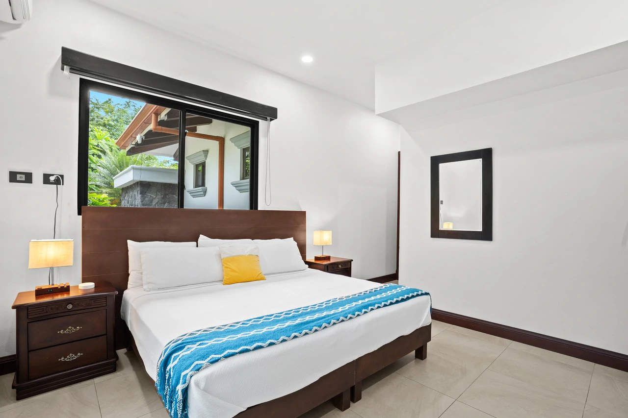 Pura Vida House: 6 bedroom 6 Bathroom Rental Juggernaut in Gated Community - Gallery image 30