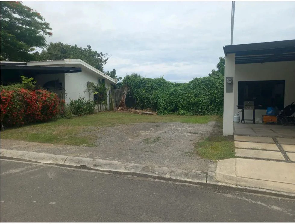 Residential Lot in Jacó, Garabito, Puntarenas: Your Opportunity to Build Your Ideal Home - photo 23