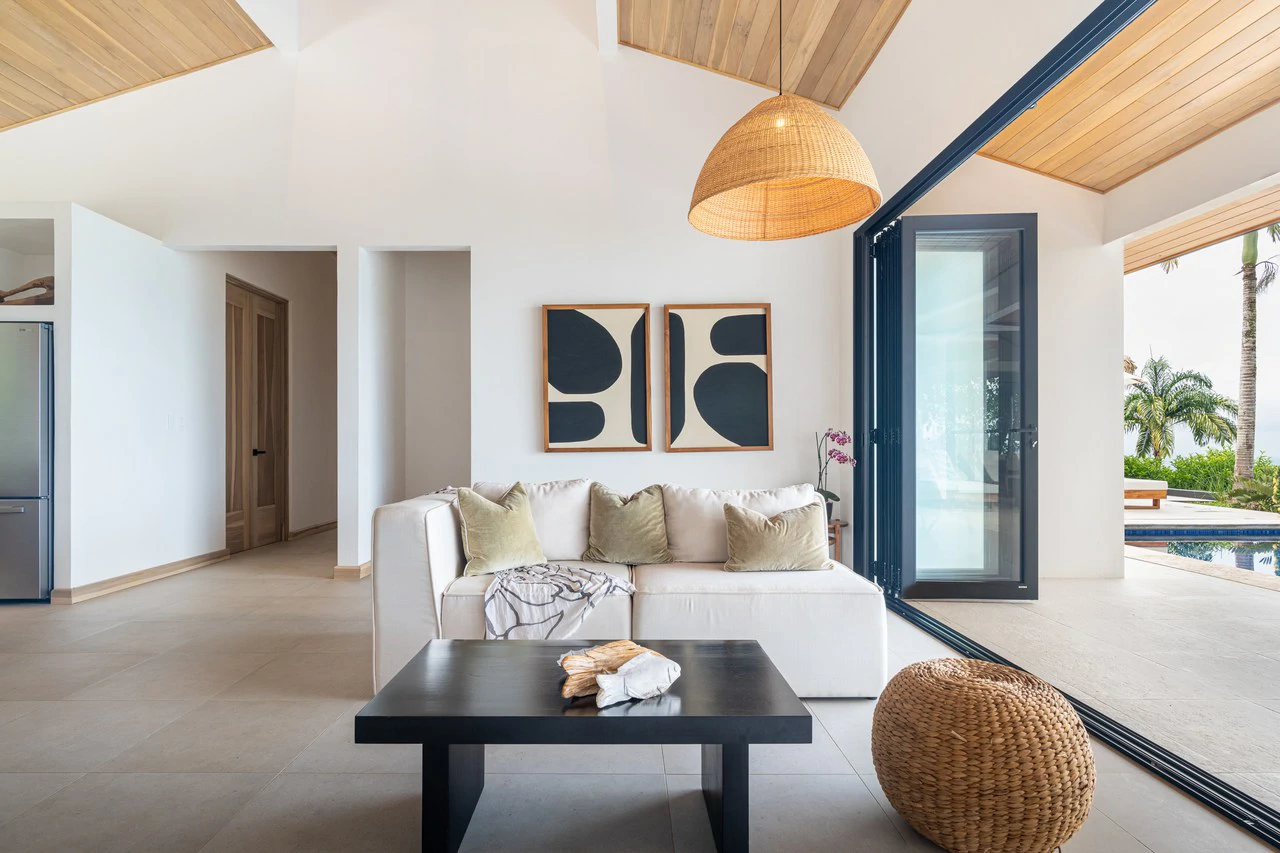Casa Amarilla – Oceanfront Luxury Meets Sustainable Living in Tres Rios: Mountain House For Sale in Tres Rios - Gallery image 17