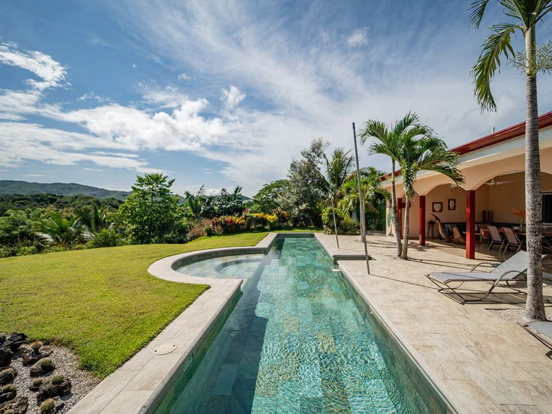 Casa Koi: Luxury 3-Hectare Hilltop Property with Stunning 360° Mountain Views, Main Home, Guest House & Workshop, Minutes from Samara - Gallery image 5