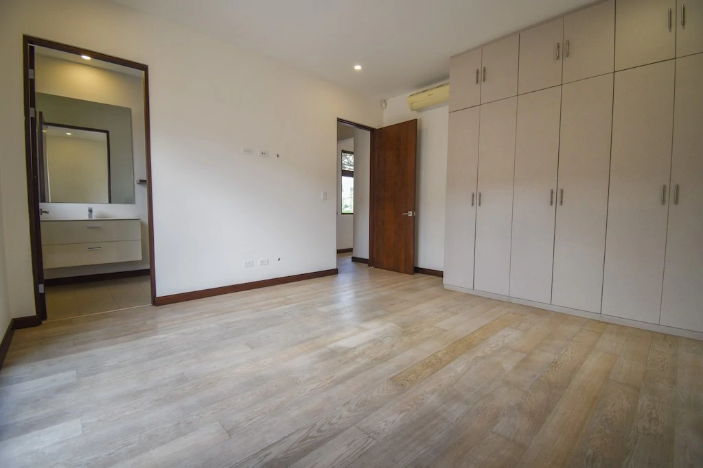 Casa de 4 Habitaciones en Lindora: House For Sale in Lindora - Gallery image 21