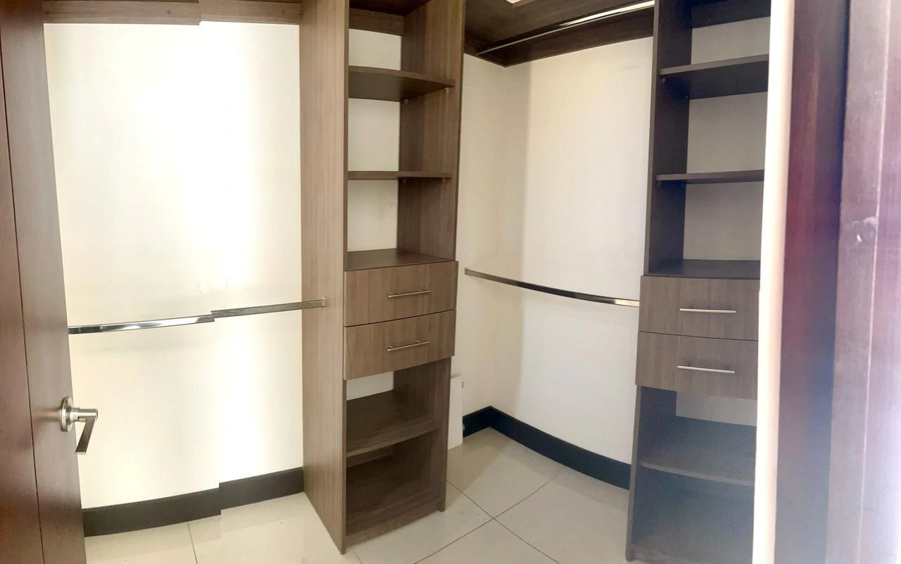 Mountain view house for sale 3 bedrooms Santa Ana Costa Rica - Gallery image 12