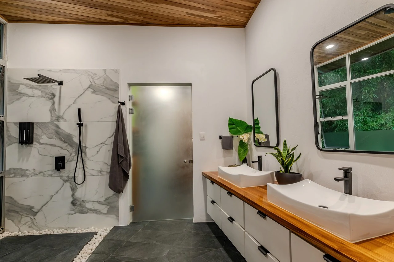 The Glass House. Sustainability, Luxury and Nature. - Gallery image 63