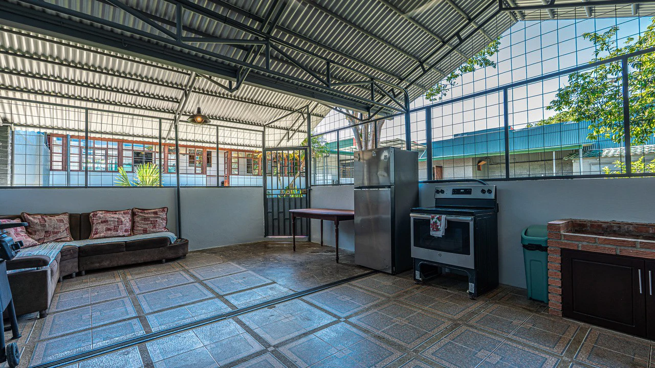 Completely Renovated 5 Bedroom Home in the Heart of San Isidro - Gallery image 66