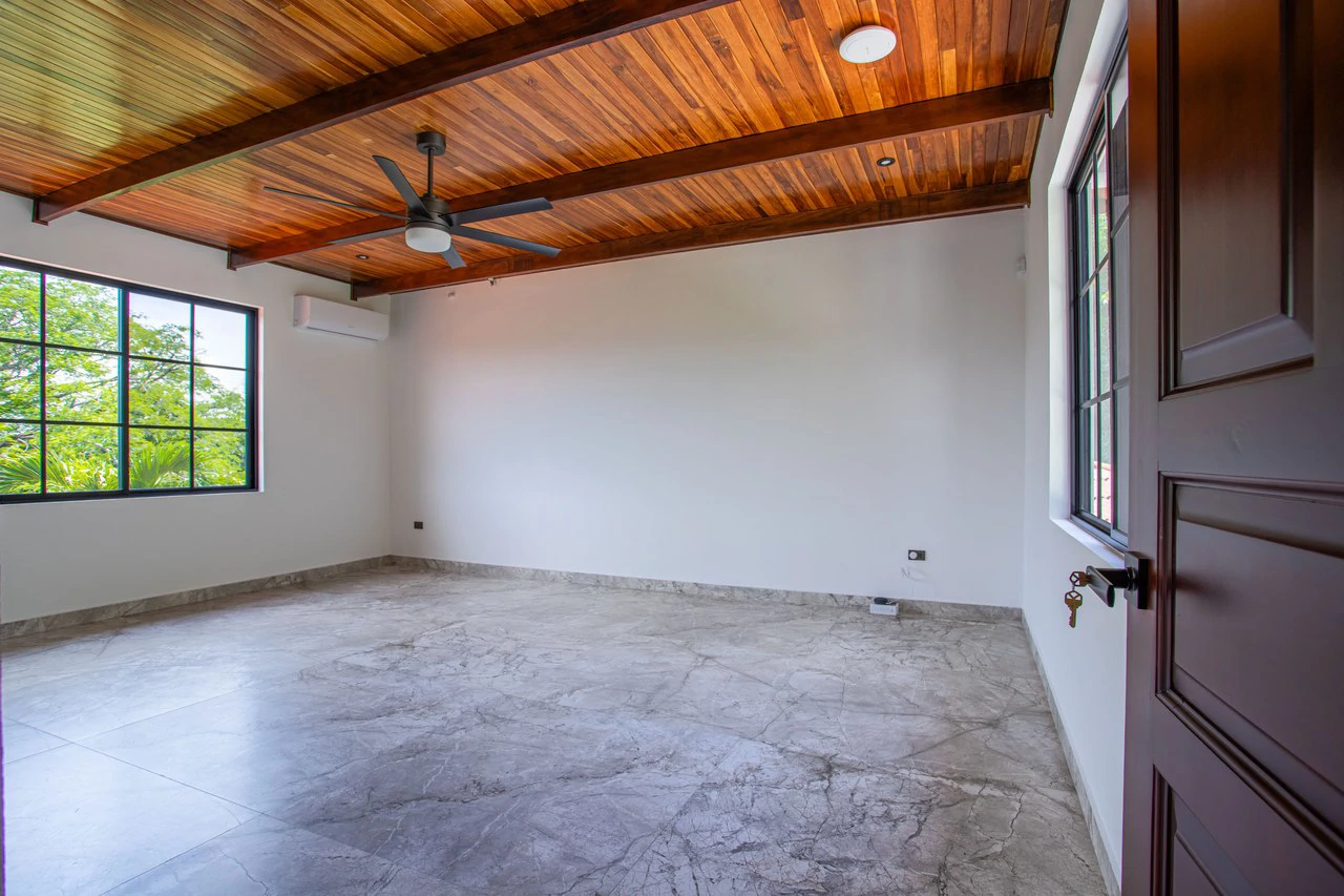 Modern Home for Sale in Atenas, Costa Rica - Gallery image 15
