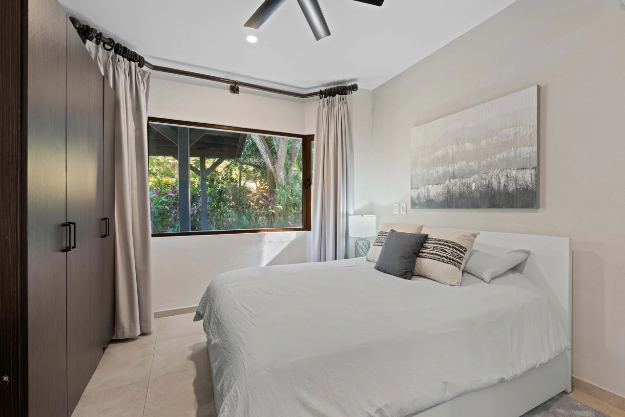 Villa Melina: Reserva Conchal Stunning Ocean and Golf course views - Gallery image 21