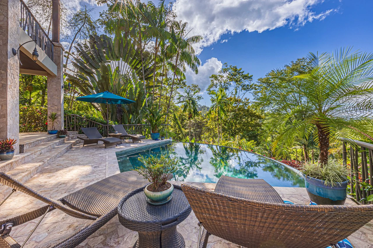 Luxurious Coastal Retreat with Ocean Views in Uvita, Costa Rica - photo 28