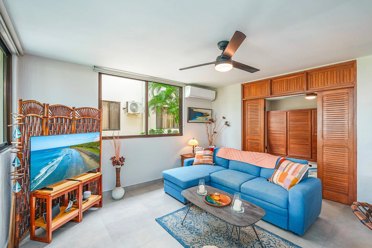 Las Brisas #15: Beachfront Condo With Luxury Upgrades & Unparalleled View - Gallery image 18