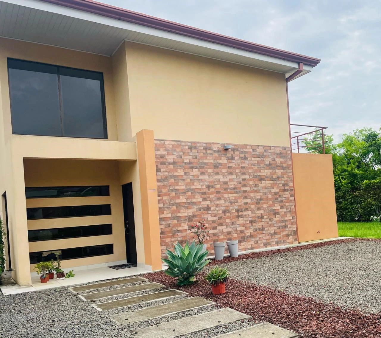House for sale with garden Santa Ana Costa Rica - Gallery image 15