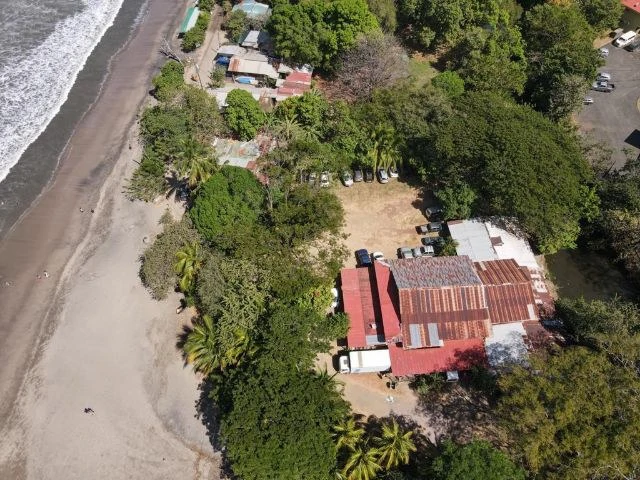 Private titled  Beachfront Property for sale in best prime position,  previously used as a 20-room hotel and camping side, directly in front of the most beautiful Conchal Beach - Gallery image 4