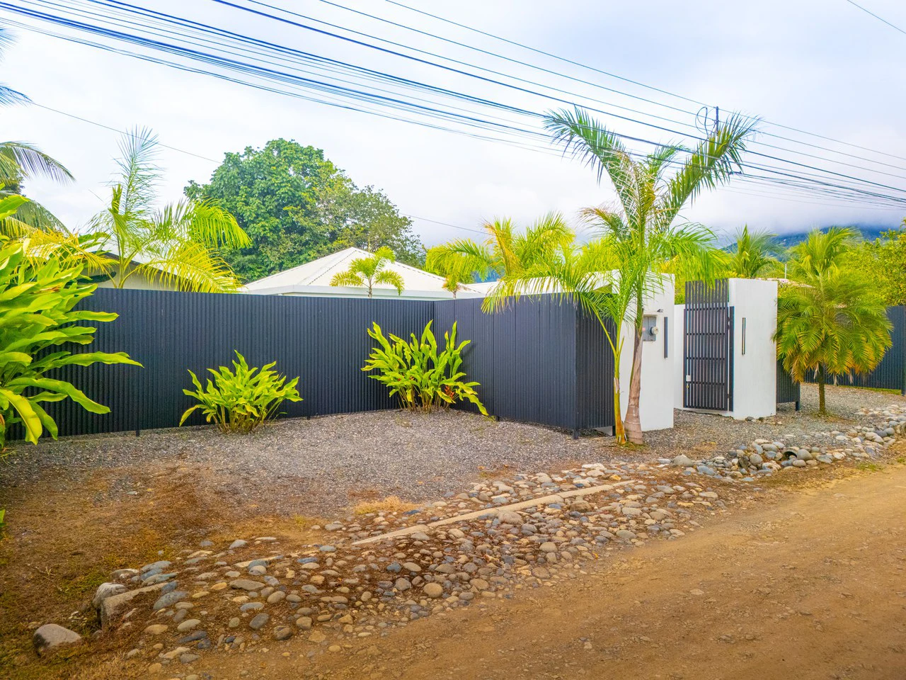 Income Ready Boutique Investment near Whale's Tail Beach - Gallery image 4