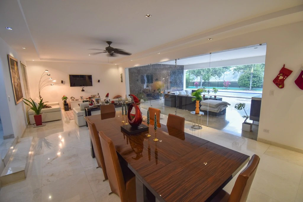 House For Sale in Lindora - Gallery image 5