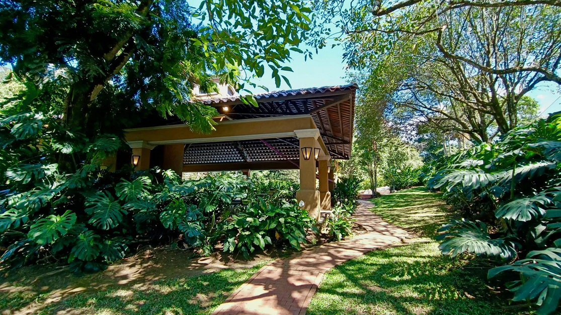Condominio Jaragua: One story luxury house for sale in Ciudad Colon, Costa Rica - Gallery image 27