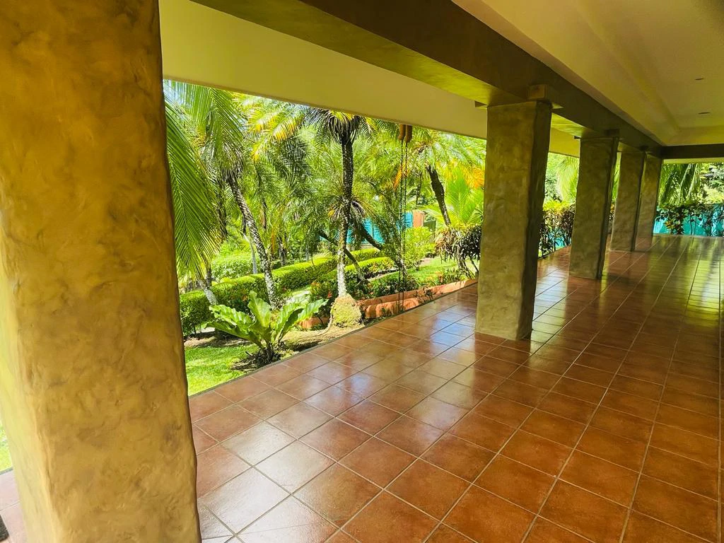 3 houses for sale with ocean views, gardens and mountains Orotina Costa Rica - Gallery image 27