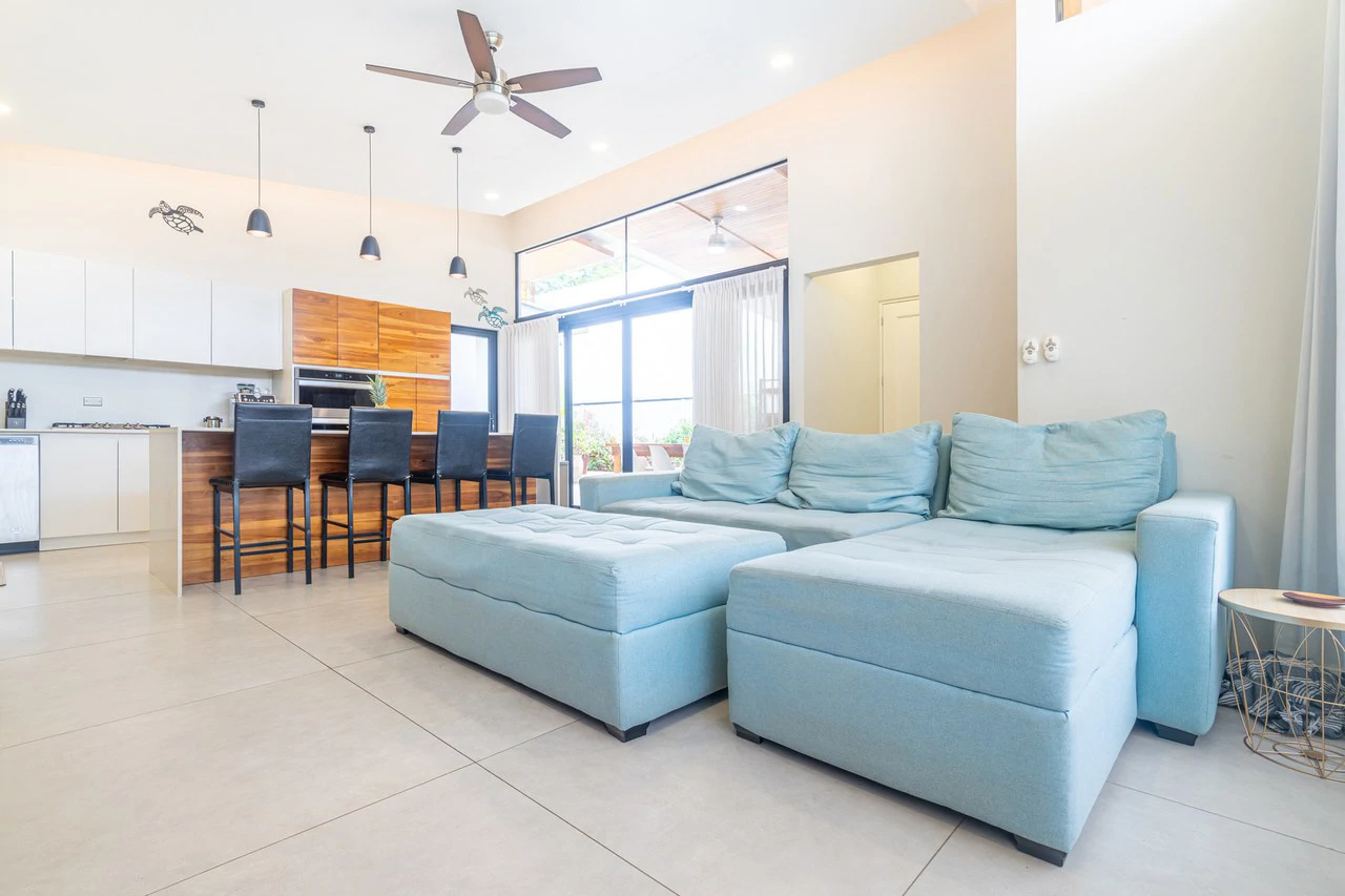 Casa Cola Ballena: Modern new construction, walk to the beach, Best in class location - Gallery image 13