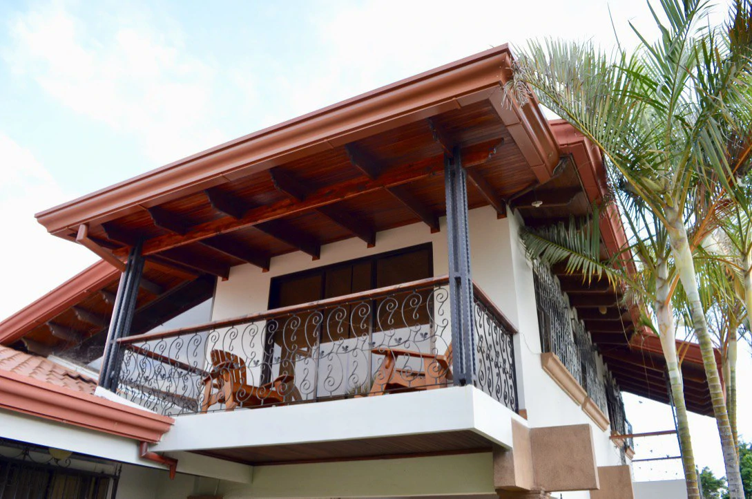 Spectacular 4BR House for sale in San Rafael - Heredia, ideal for a large family, or for those looking for a rental income option! - Gallery image 13