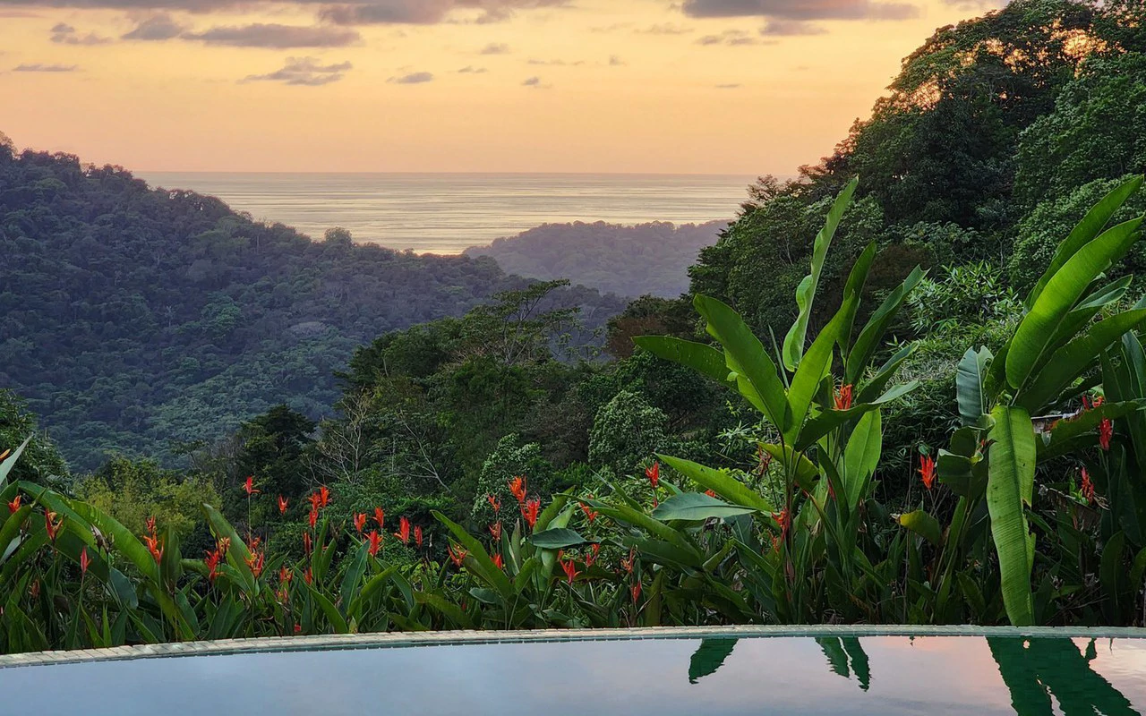 Sunset Ocean View Home on 2.6 Acres Platanillo - Gallery image 35