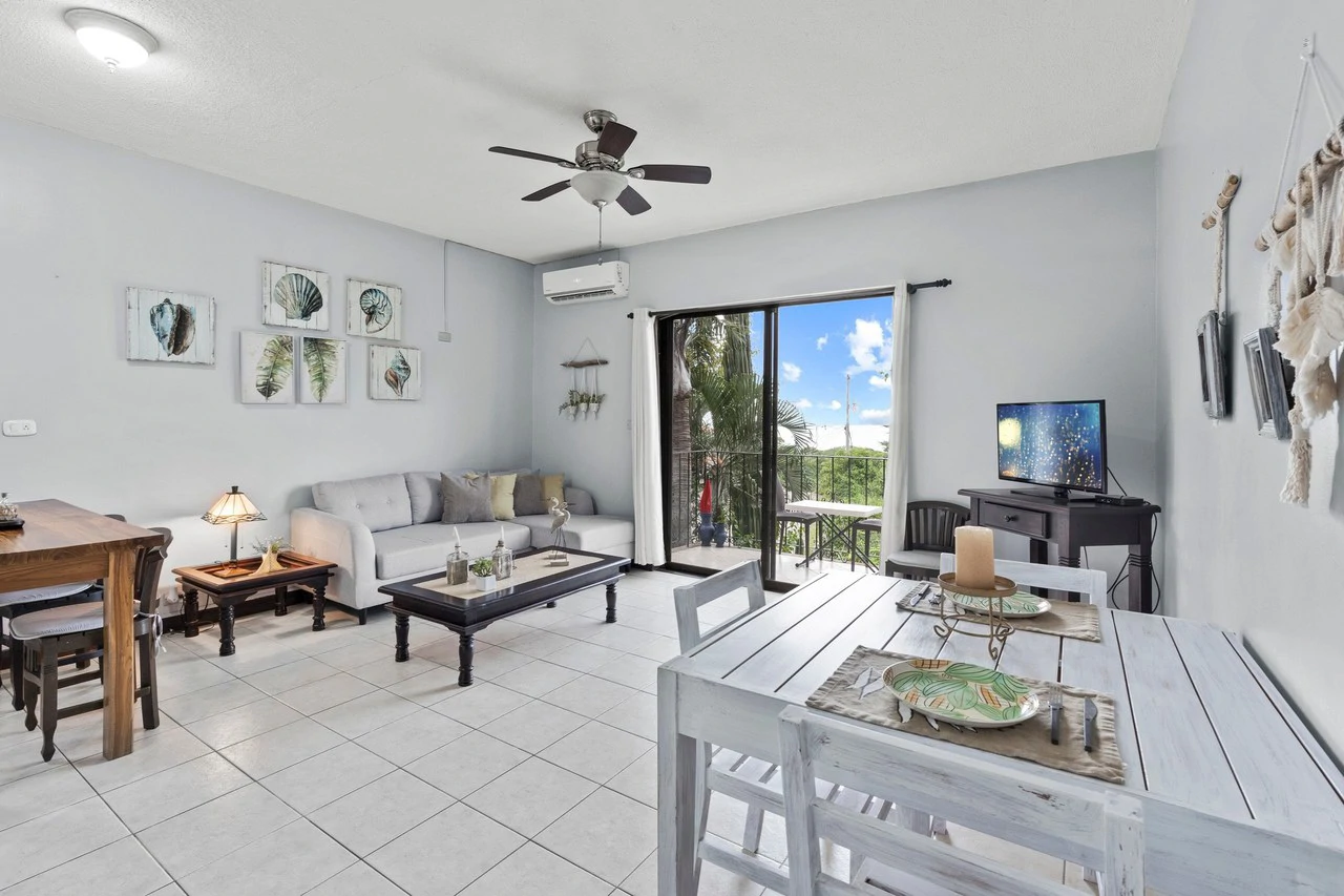 sunset hill unit 5: Cozy Ocean-View Condo for Sale – Walk to Tamarindo Beach - photo 12