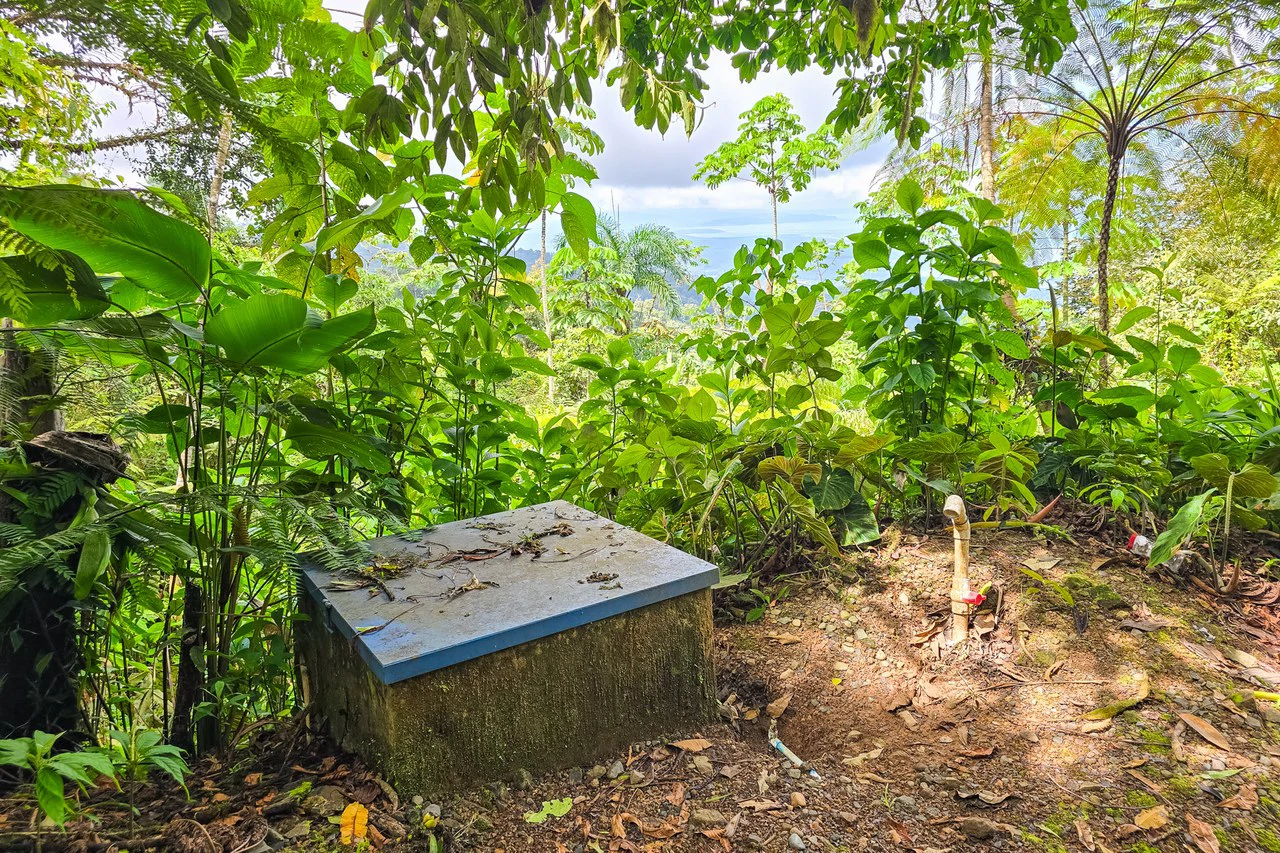 Near the Coast Home Construction Site For Sale in Ciudad Cortés - Gallery image 9
