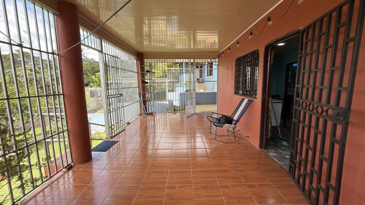 Countryside House For Sale in San Isidro del General - Gallery image 4