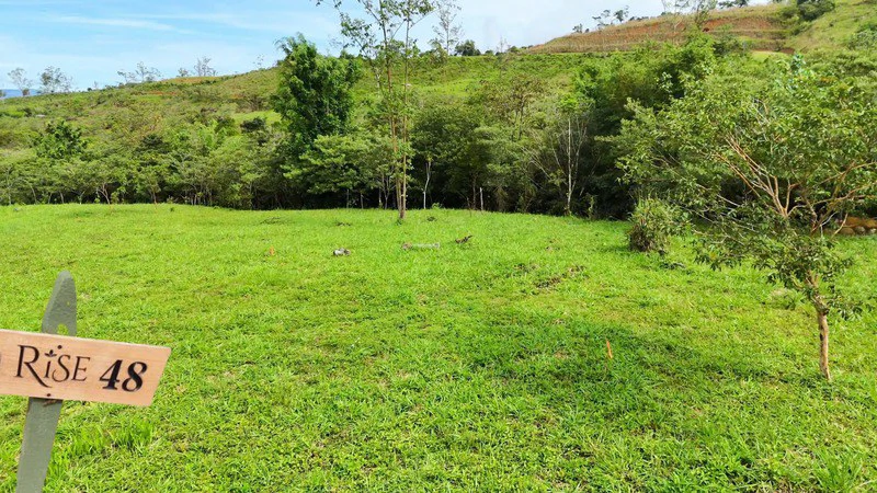 lote 48 RISE: BEAUTIFUL LOT FOR SALE IN THE HEART OF RISE COSTA RICA WITH CREEK (63,475 SQFT) - Gallery image 12