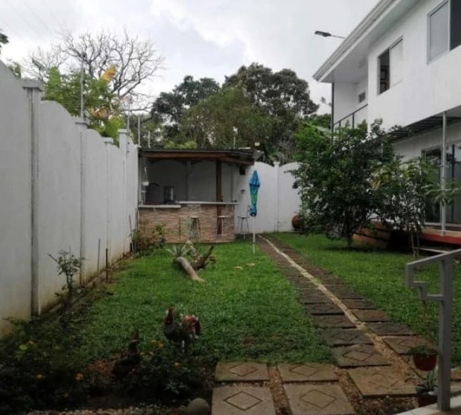 Investor Special!: Income Property with STRONG ROI! - Gallery image 9