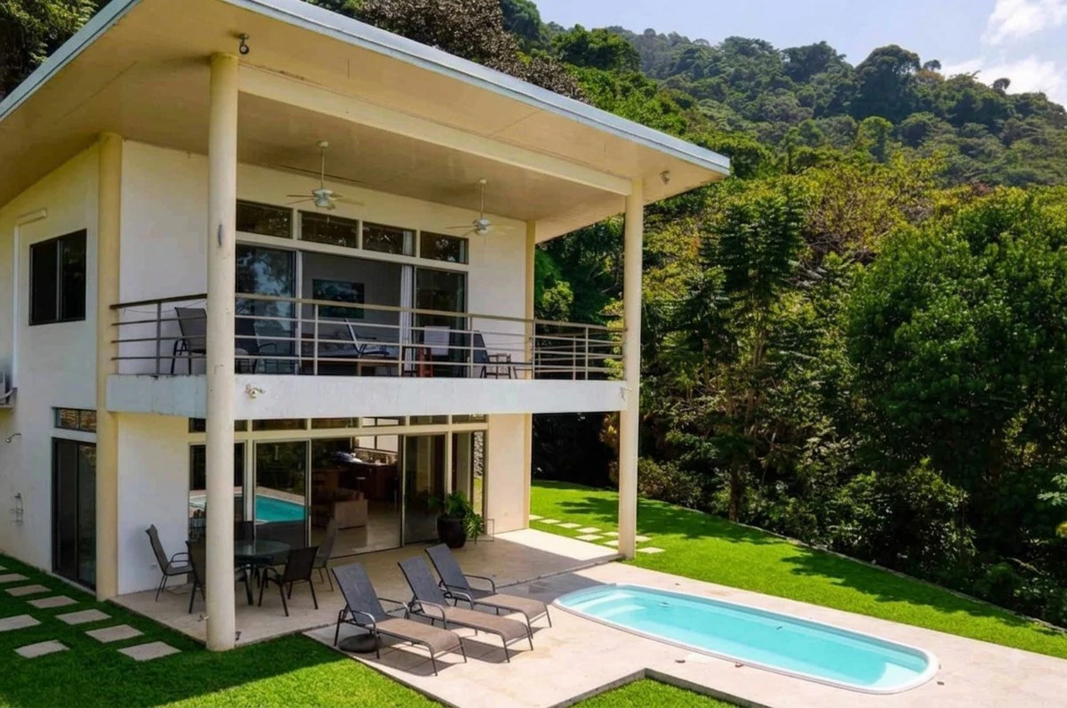 12.25 ACRES – 3 Bedroom 2 Story Ocean View Home 10 Min To The Beach!!! - photo 33