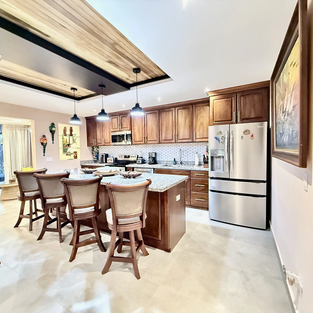 Unique Oversized Lot Home in Ciudad del Mar with 4 Covered Parking - Gallery image 3