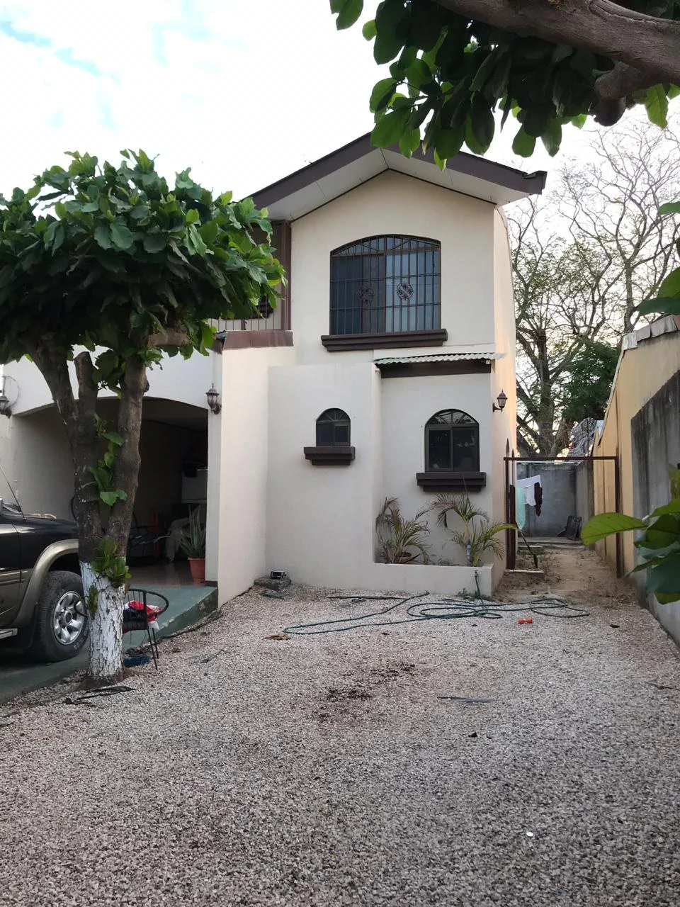Beautiful house in Liberia - Gallery image 2