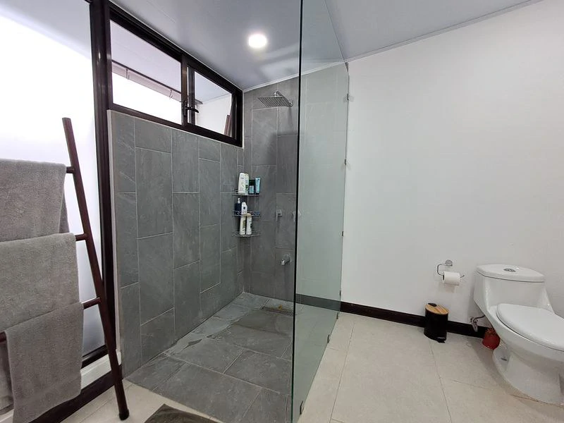 Casa Cascada Gavilán: Brand-New 3-Bedroom House with Pool, Steps from the Beach and Samara Center - Gallery image 12