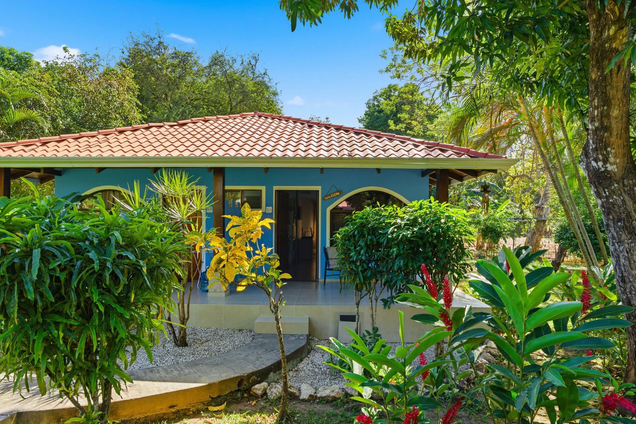 Villaggio ll 423a: Move-In Ready 1-Bedroom Villa Near the Beach
