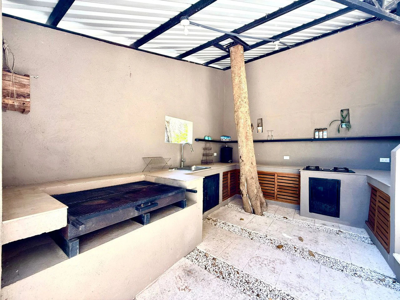 Casa Buddha (Casa Buda): Modern Tropical Home with Pool Near the Beach in Costa Rica  $365,000 - Gallery image 31