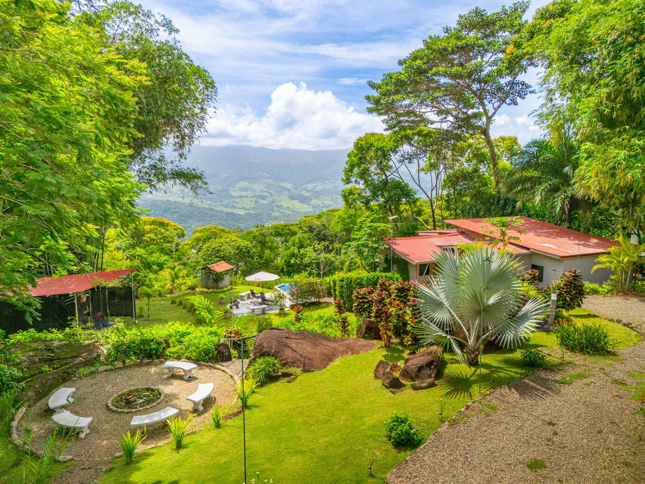 Sueños de Mariposa – A Boutique Paradise in the Hills of Lagunas. Stunning Views!: Mountain Property For Sale in Lagunas - Gallery image 9