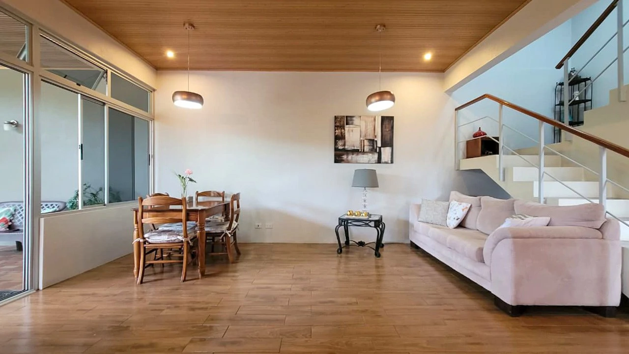 Modern Home With Large Garden – Sarchí, Alajuela - Gallery image 2