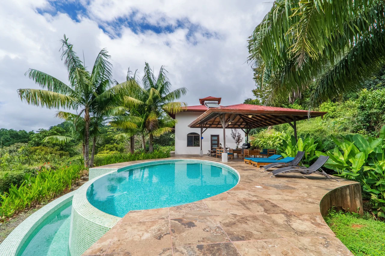 Sunset Ocean View Home on 2.6 Acres Platanillo - Gallery image 2