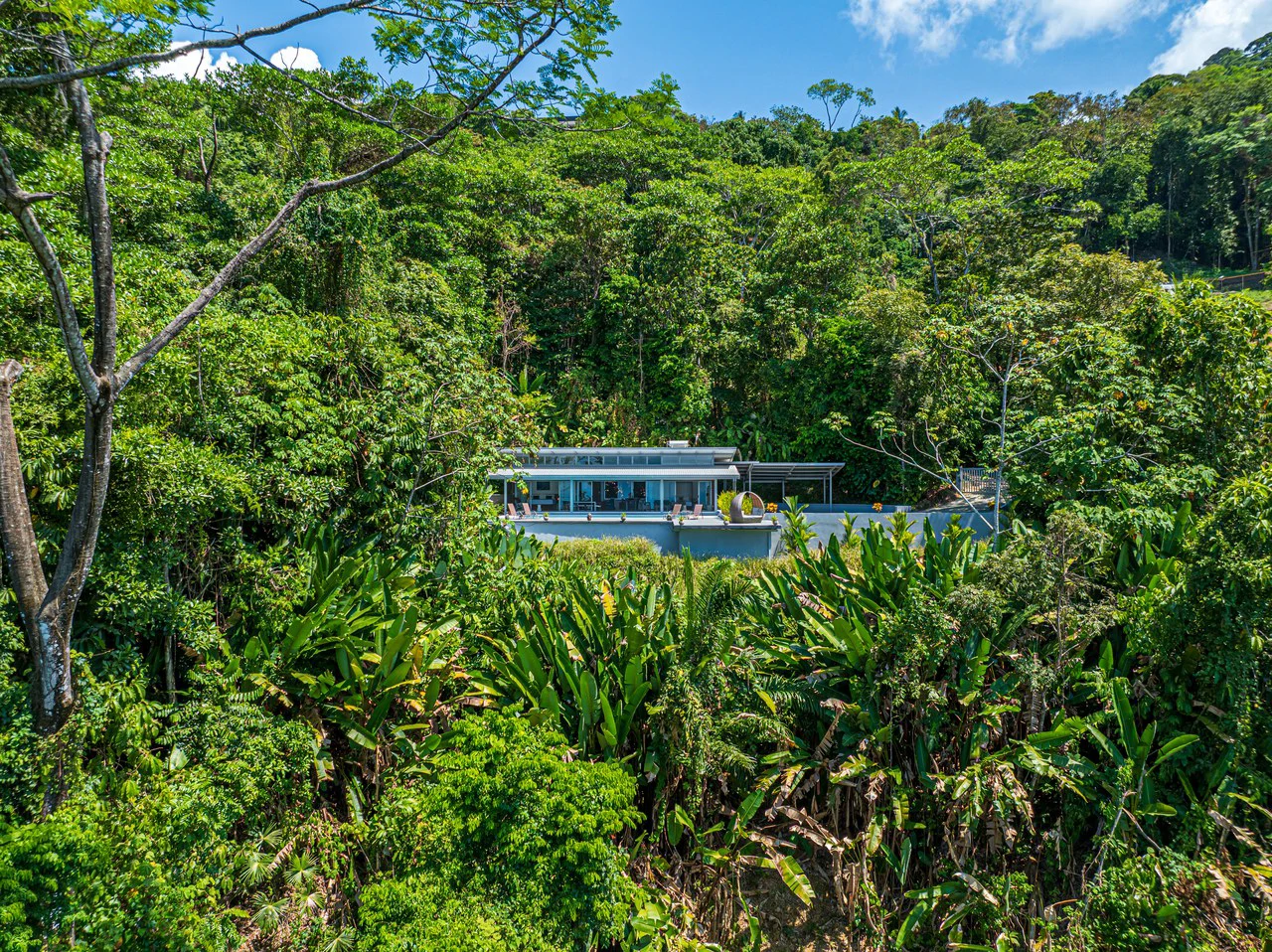 Uvita Ocean and Whale Tail View Modern Home on 3.64 Acres in Exclusive Enclave - Gallery image 5