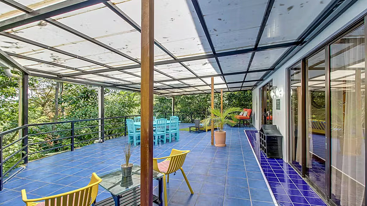 Manuel Antonio Villa: Manuel Antonio Villa with Subdividable Lot or Expansion - Gallery image 17