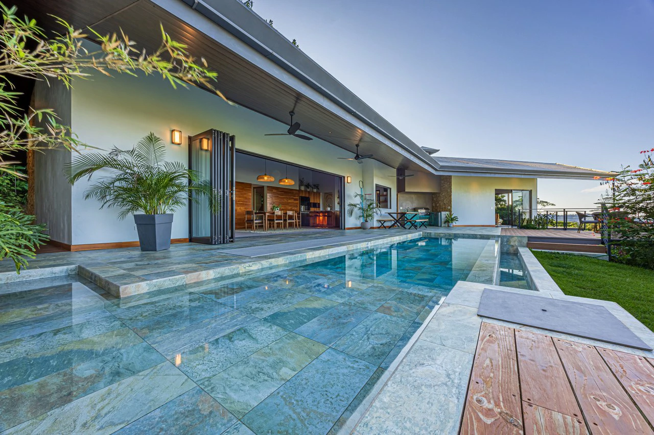 Beautiful Ocean View Casa Espiritu de la Jungla in Ojochal. Excepting Bitcoin!: Mountain House For Sale in Ojochal - Gallery image 2