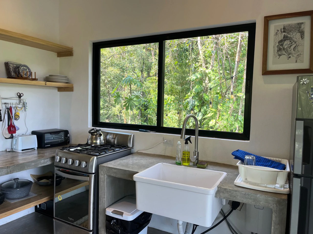 3 Home Estate minutes from the beach in Santa Teresa: 8000m2  Income Producing Property - Gallery image 15