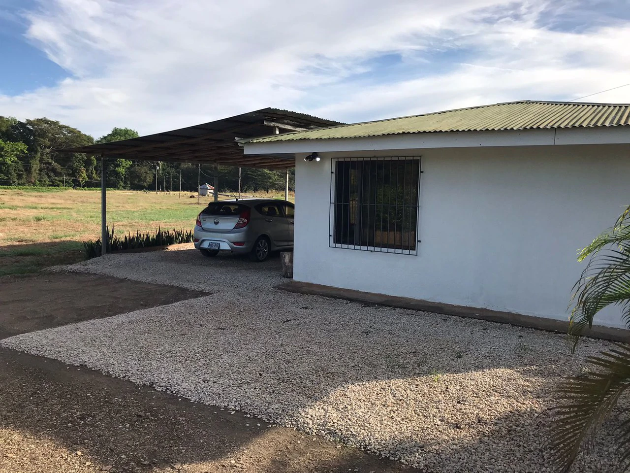 Barrio Limón in Santa Cruz – Excellent future location for a residential project with 130 water connections, investment opportunity - Gallery image 5