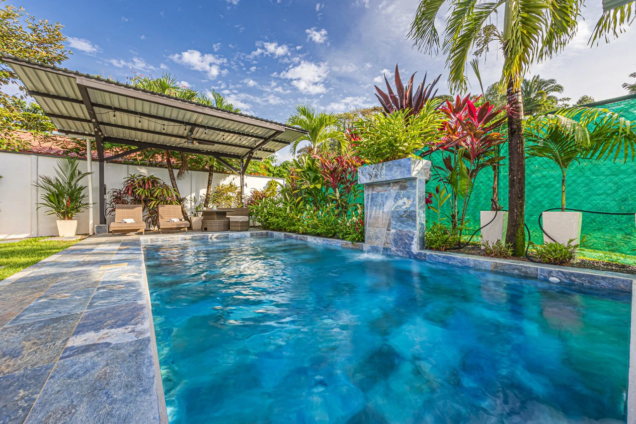 Elegant Tropical Home | 5 Minutes from Marino National Park: Near the Coast House For Sale in Bahía Ballena - Gallery image 67