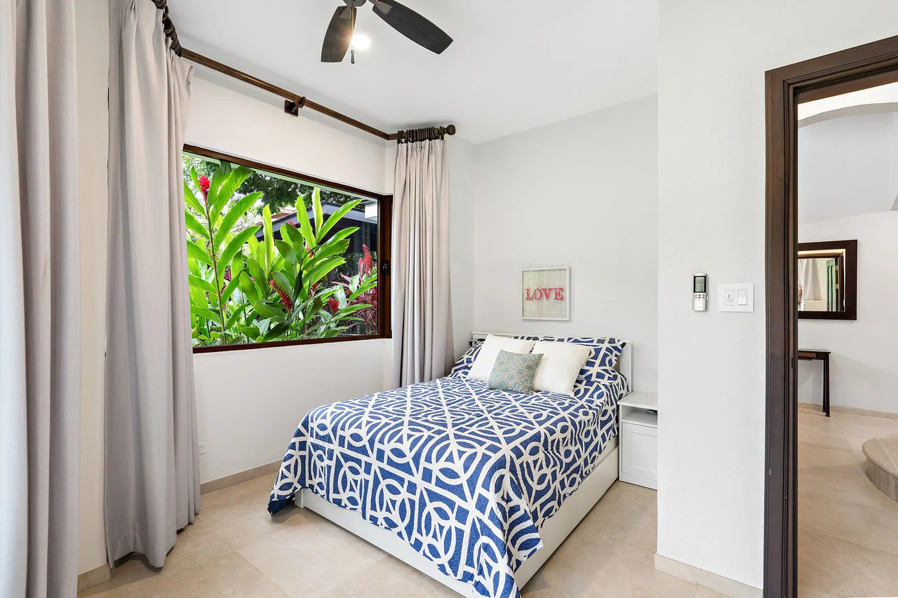 Villa Melina: Reserva Conchal Stunning Ocean and Golf course views - Gallery image 24