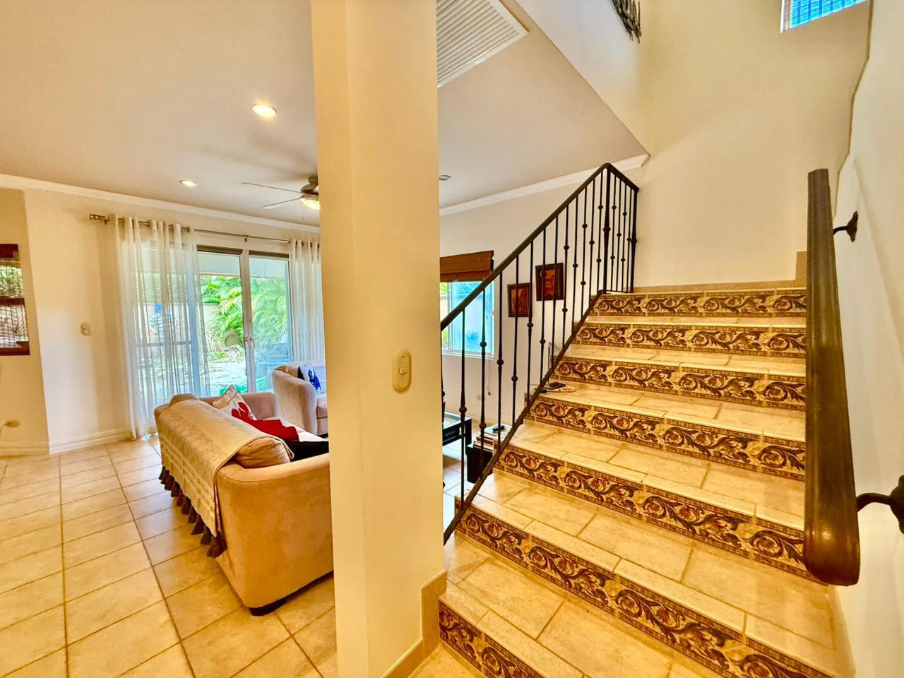 Home in Gated Community Las Nubes - Gallery image 9