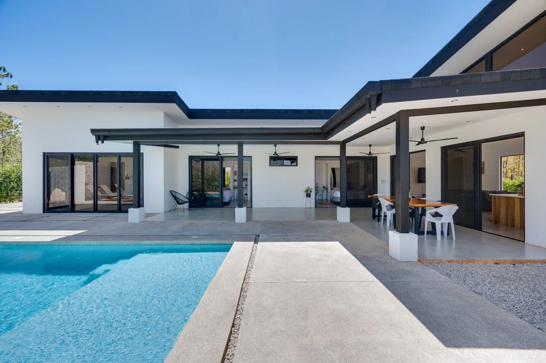 Casa Mademoiselle: Modern Oasis near Avellanas - Gallery image 2