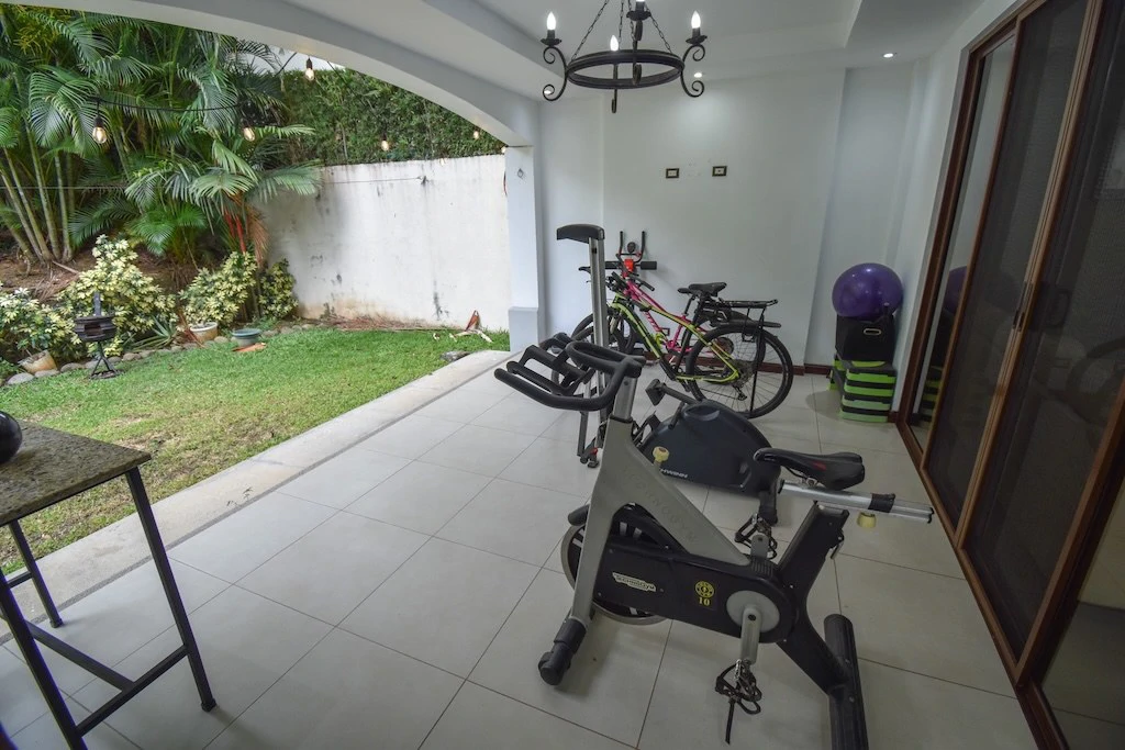 House For Sale in Ciudad Colón - Gallery image 10