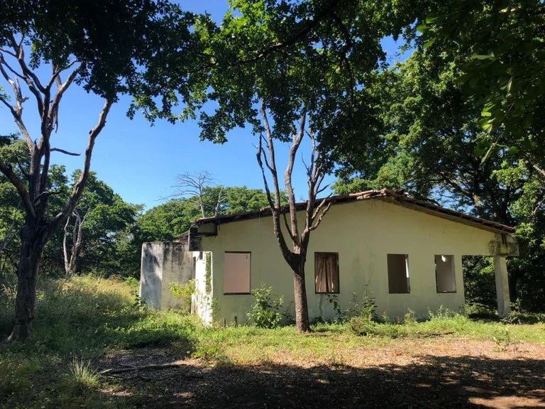 HIGHWAY TO HEAVEN: Commercial potential ! Large property on the Panamerican Highway. - Gallery image 4