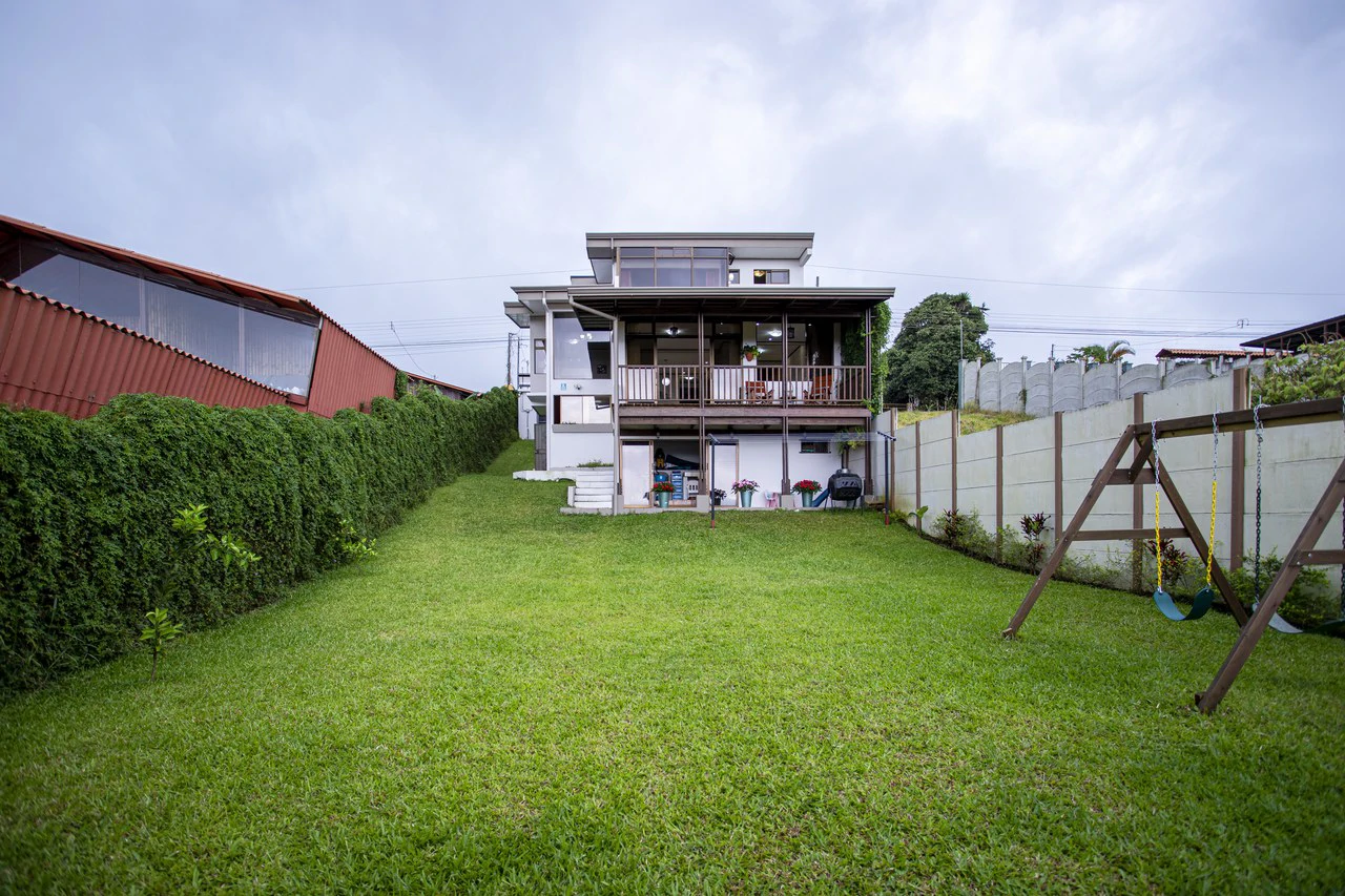 Mountain House For Sale in San Ramón - Gallery image 24
