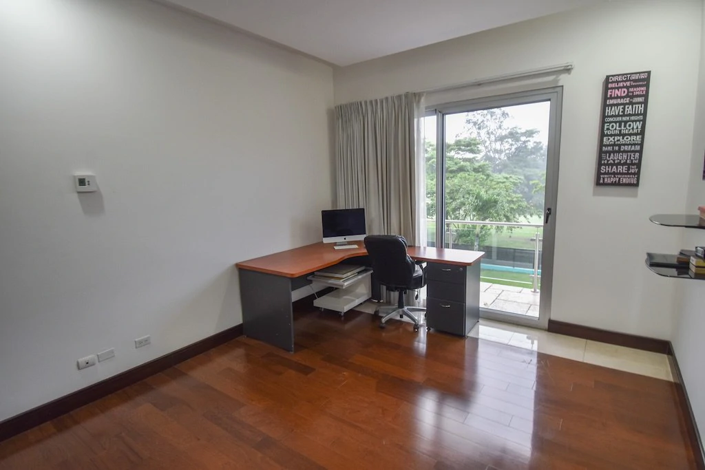 House For Sale in Lindora - Gallery image 14