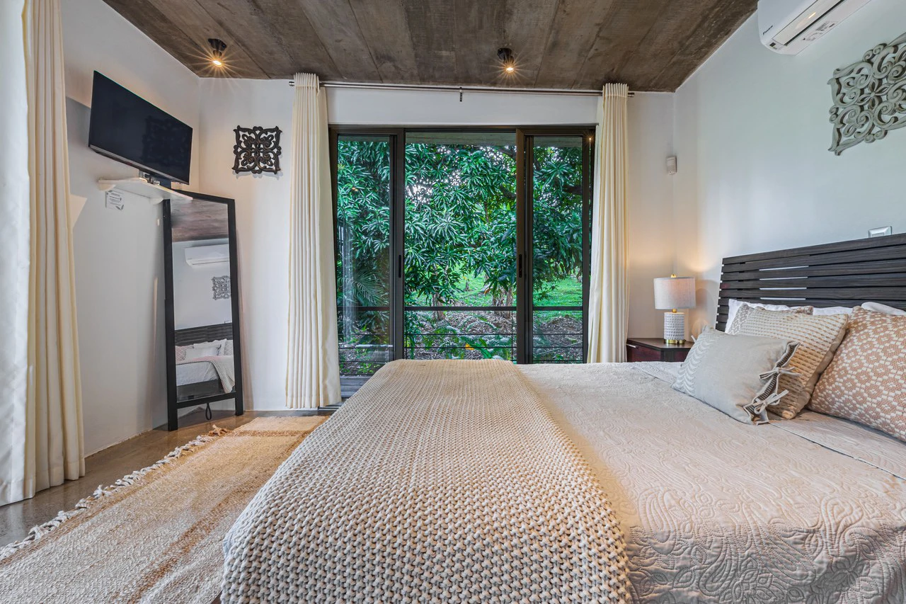 3 bedrooms, 2.5 bathrooms Villa Steps from Uvita, beautiful Beaches, Waterfalls, Restaurants and Tourist Attractions. - Gallery image 8